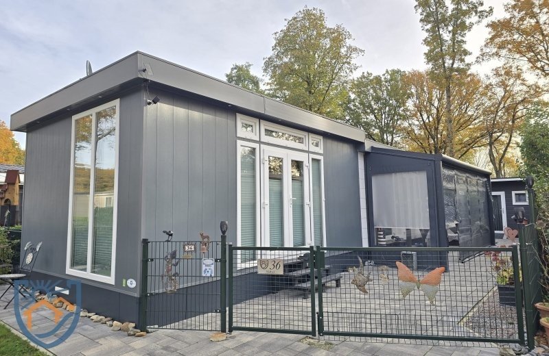 Chalets & stacaravans met jaarplaats te koop