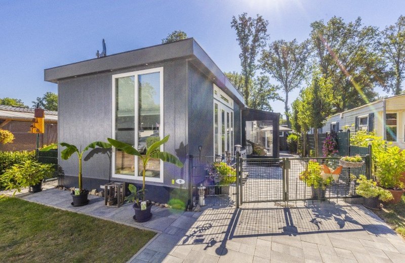 Stacaravan kopen met jaarplaats in Limburg?